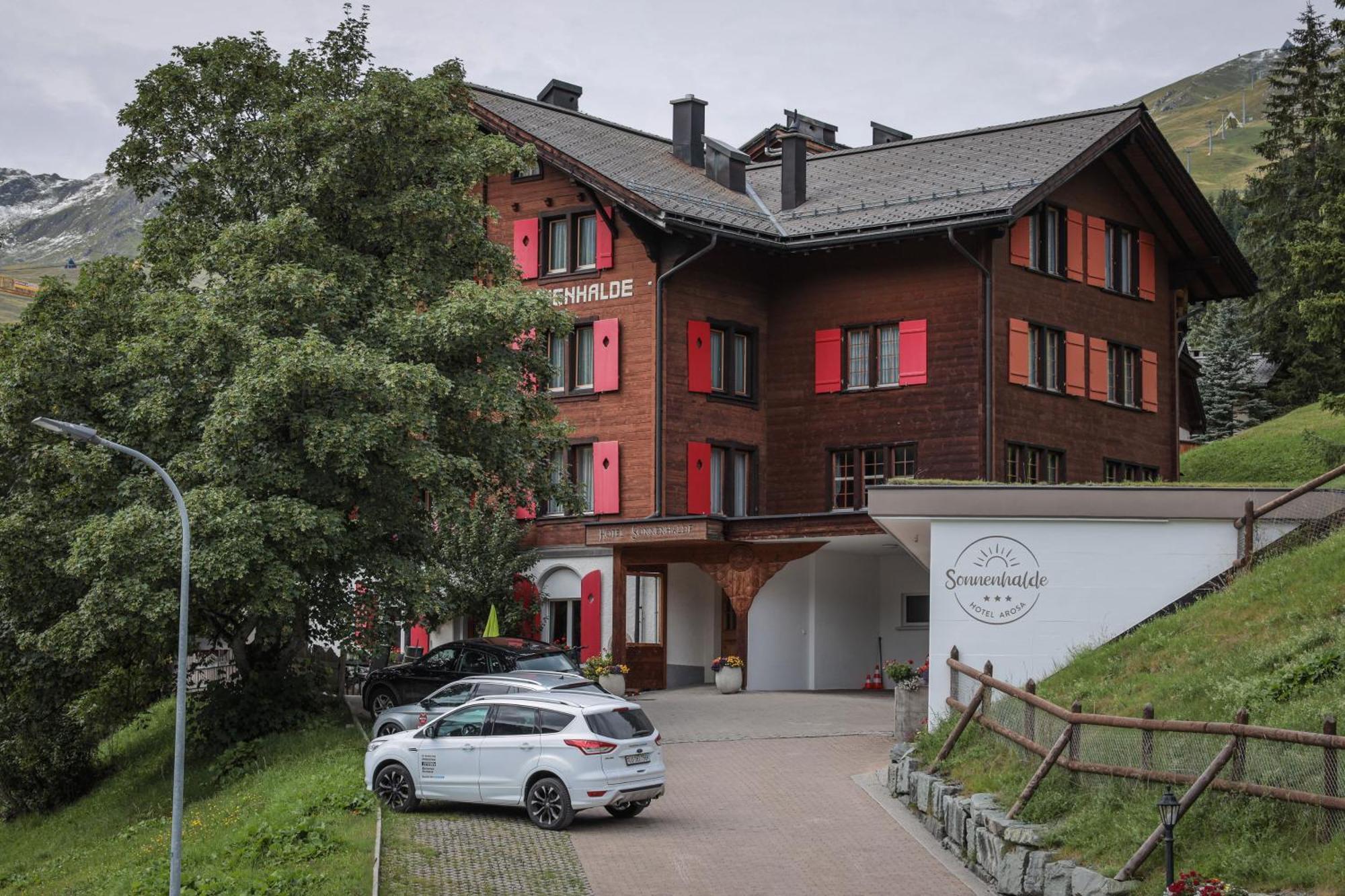 Hotel Sonnenhalde, Arosa Bagian luar foto